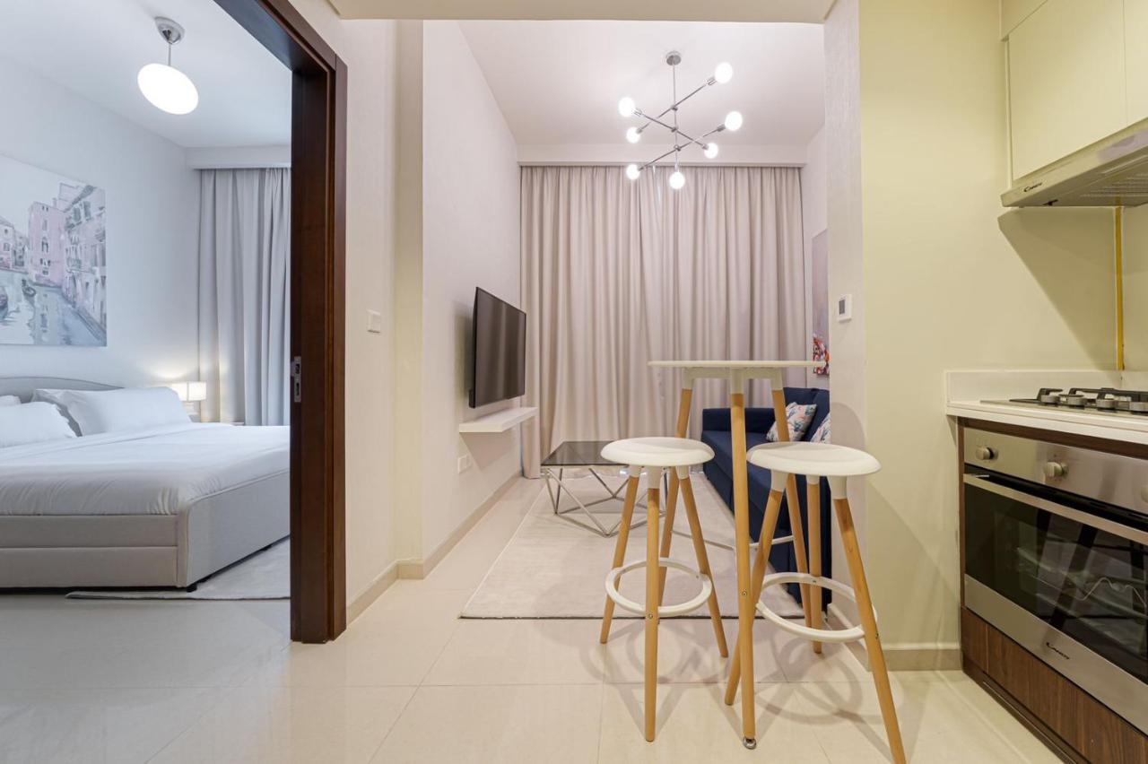 Alluring 1 Bd Apartment In Business Bay With Burj Khalifa View Dubai Dış mekan fotoğraf